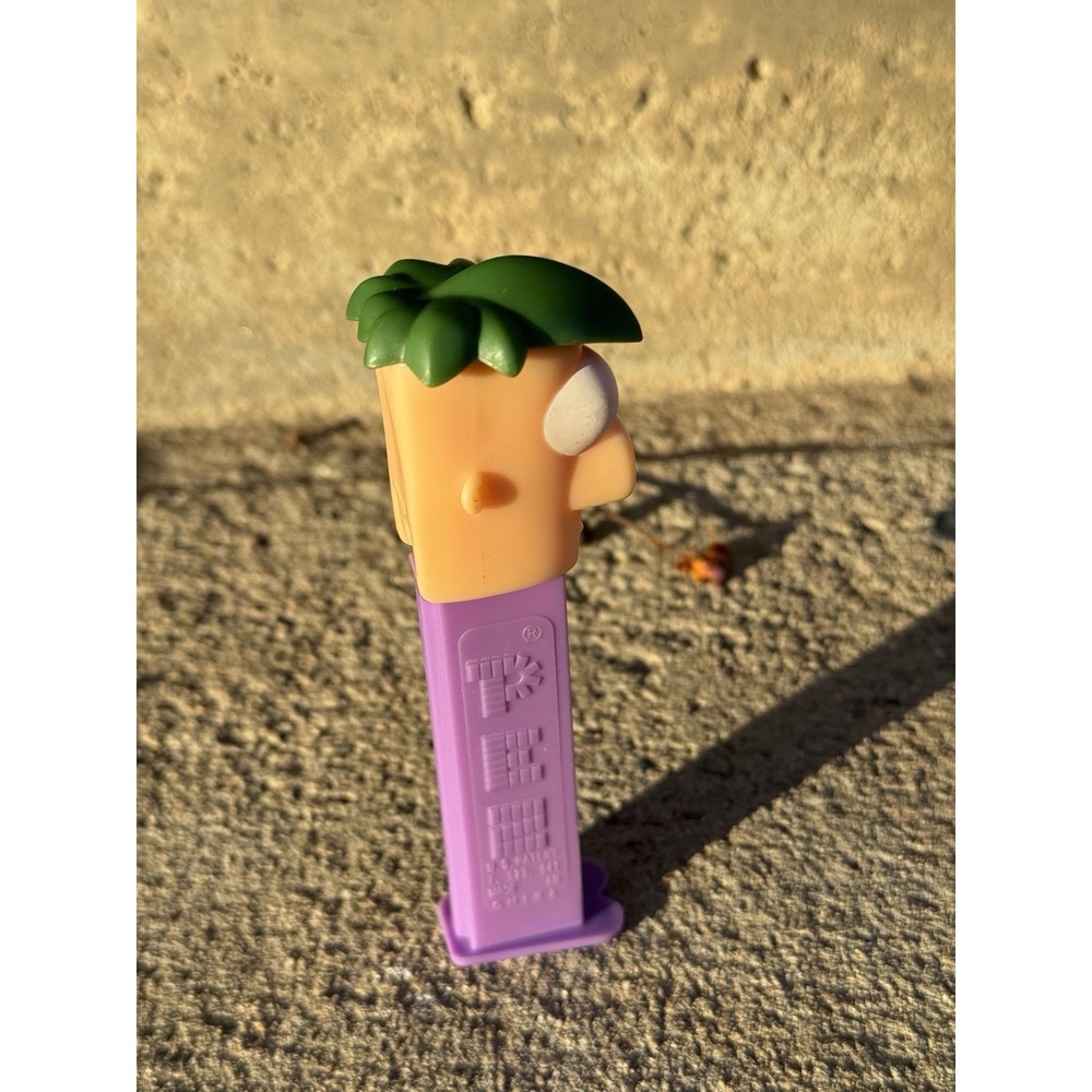 Phineas and Ferb - PEZ dispenser - Ferb (2011) - loose - US Patent‎ 5.9 - Picture 4 of 4